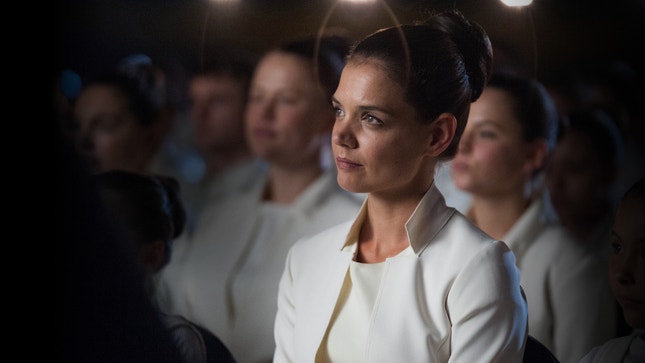 Katie Holmes num dos seus mais recentes papéis, em "O Dador de Memórias"