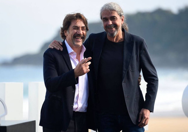 Fernando Léon de Aranoa com Javier Bardem no Festival de San Sebastian em 2021 (ANDER GILLENEA, AFP via Getty Images)