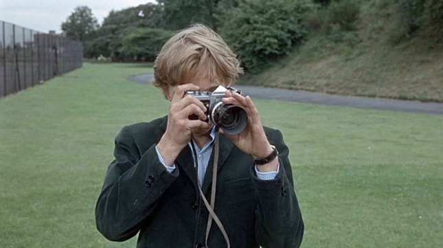 David Hemmings, o fotógrafo de Antonioni — ver e não ver...