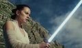 Star Wars: Os Últimos Jedi rende 450 milhões de dólares nas bilheteiras mundiais