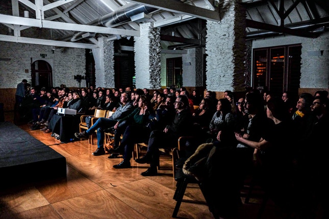 Festa dos premiados Shortcutz Ovar 2019, na sala da Escola de Artes e Ofícios  onde agora vão ser retomadas as sessões. 
Foto: Miguel Soares