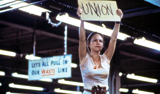 Sally Field no papel de Norma Rae: retrato de uma inesperada e enérgica líder sindical