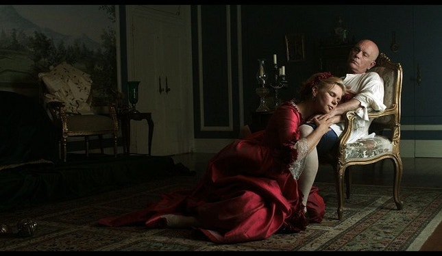 John Malkovich e Veronica Ferres numa ópera cinematográfica sobre Giacomo Casanova.
