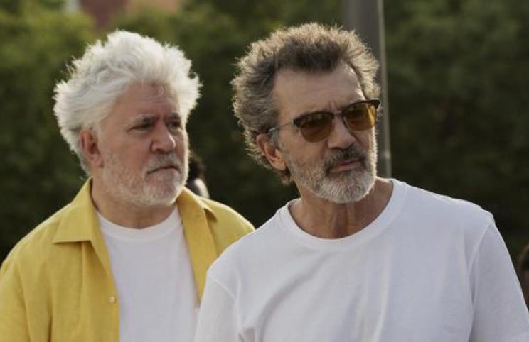 Pedro Almodóvar e Antonio Banderas — cineasta e actor unidos numa teia de emoções