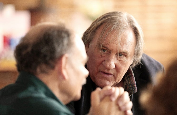 Gérard Depardieu, contracenando com Jean-Pierre Darroussin — memórias da Guerra da Argélia