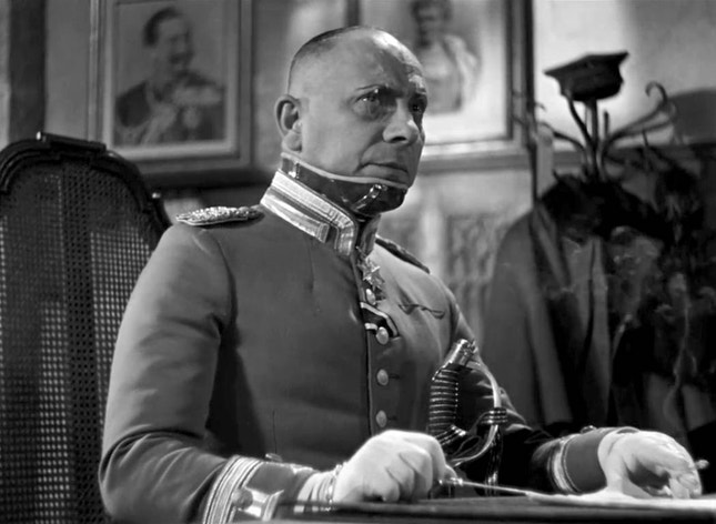 Eric von Stroheim em "A Grande ilusão" — vivendo o fim de uma época