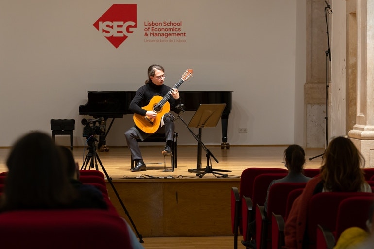 Imagem de Francisco Morais Franco | 30 Novembro | 19h00