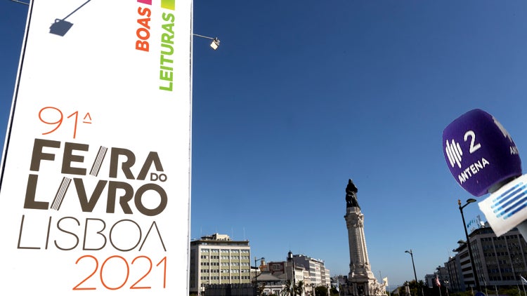 Imagem de Livros e conversas na Feira de Lisboa