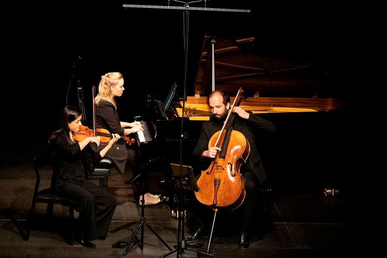 Imagem de Ana Pereira, Nuno Abreu & Morta Grigaliunaite | 10 Fevereiro | 19h00