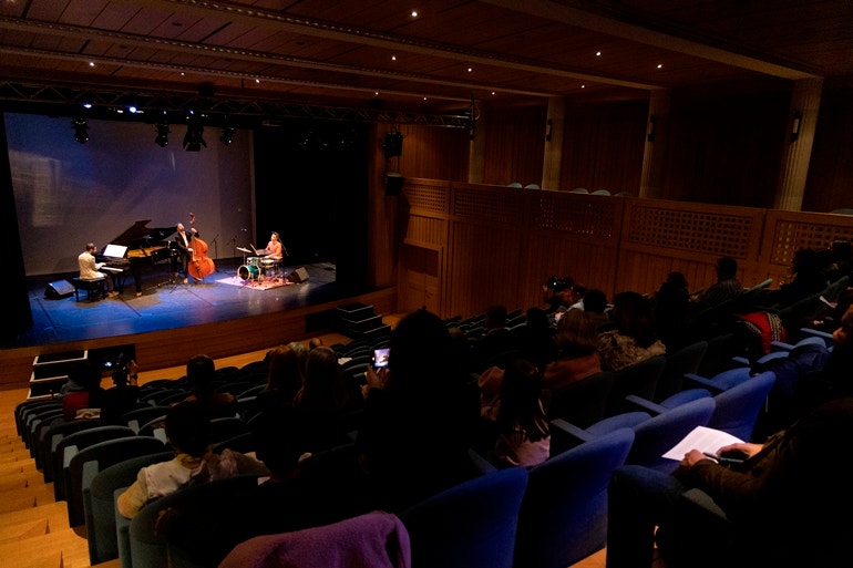 Imagem de Cícero Lee Trio | 8 Março | 19h00
