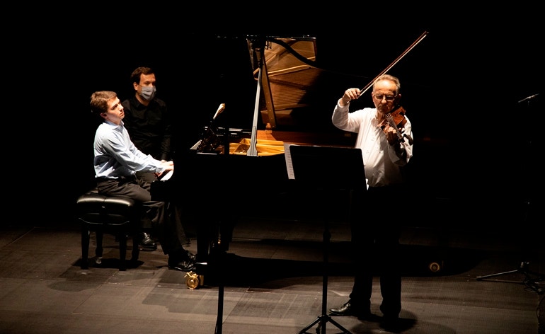 Imagem de David Lloyd e Bernardo Santos | 21 Outubro | 19h00
