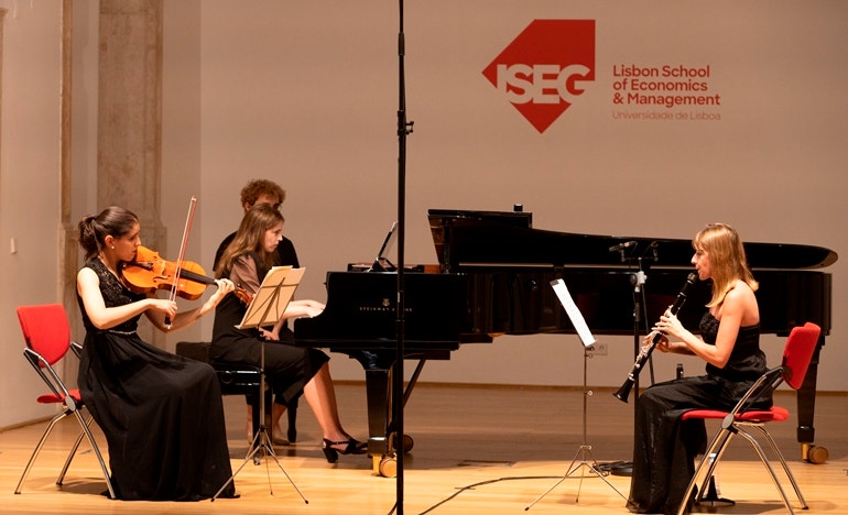 Imagem de Re:Flexus Trio | 9 Junho | 19h00
