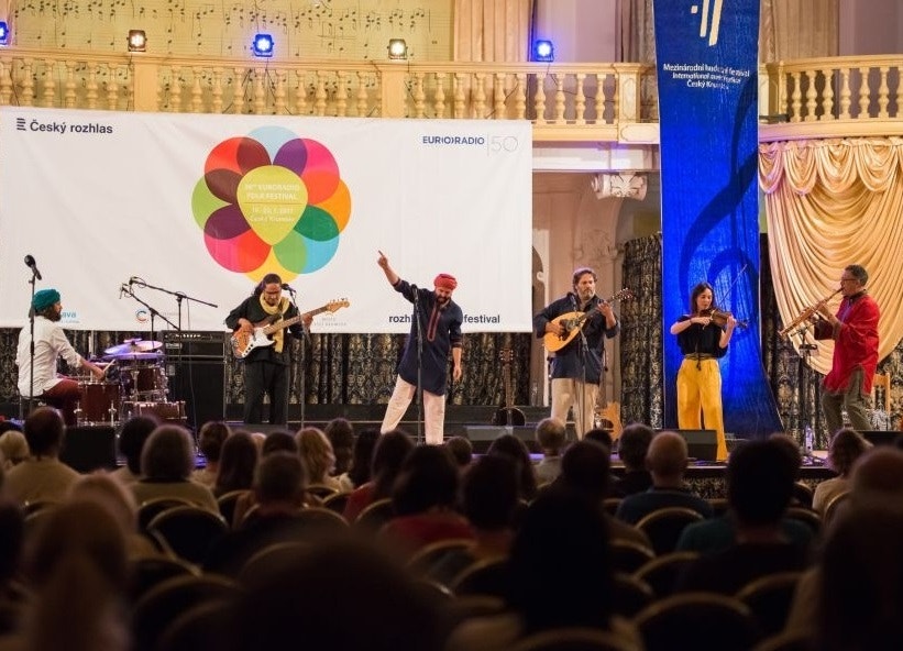 Imagem de 38º Festival Folk Euroradio | 3 Outubro a 11 Novembro | 00h00