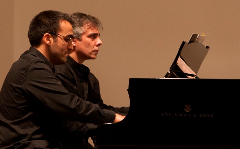 Bruno Belthoise e João Costa Ferreira | 24 Novembro 19h00