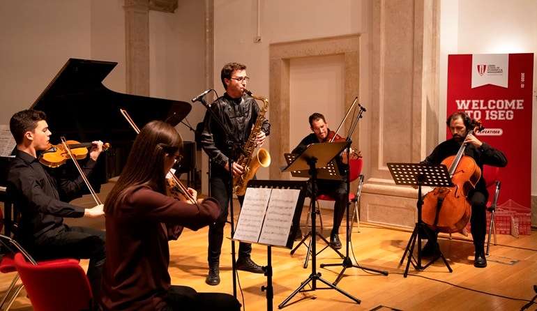 Imagem de João Pedro Silva – HOME | 15 Outubro | 19h00