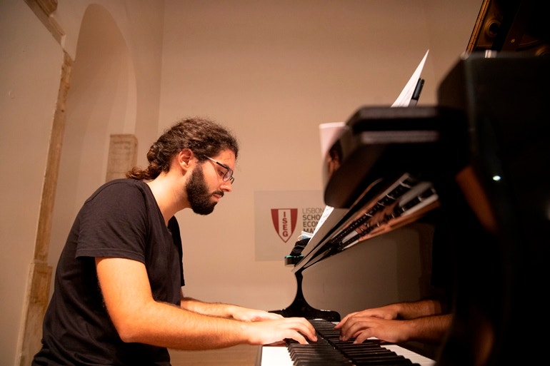 Tiago Mileu | 23 Julho | 19h00
