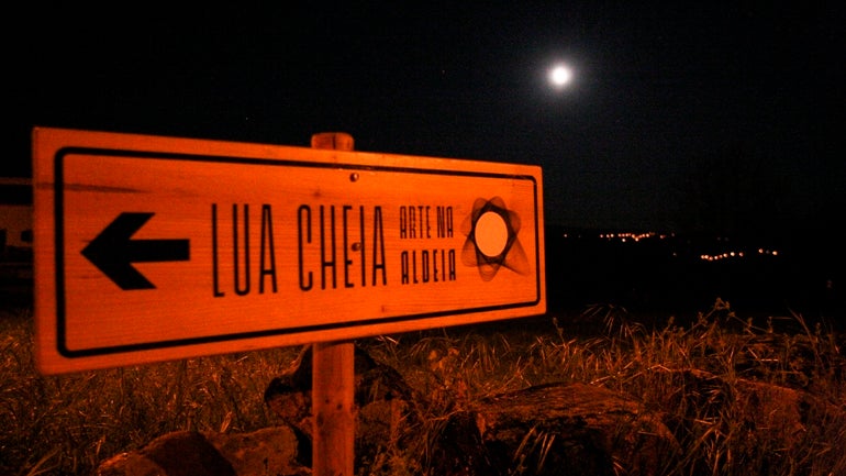 Lua Cheia – Arte na Aldeia