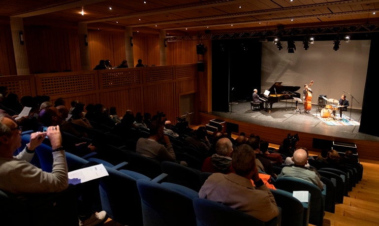 André Rosinha Trio | 18 Janeiro | 19h00