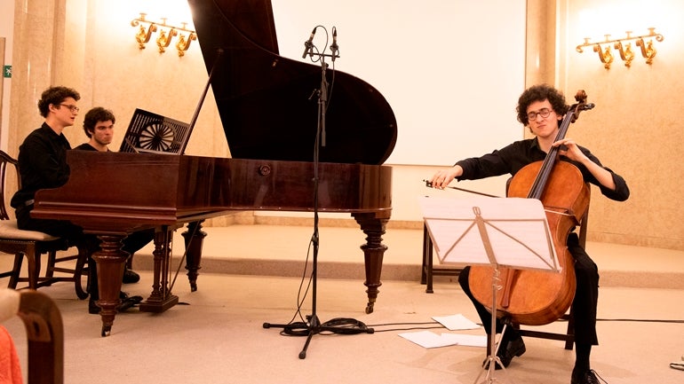 Imagem de Homenagem a Guilhermina Suggia | Pedro Massarrão & António Areal | 27 Junho 19h00