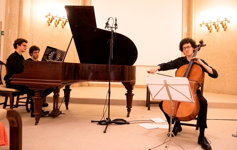Imagem de Homenagem a Guilhermina Suggia | Pedro Massarrão & António Areal | 27 Junho 19h00