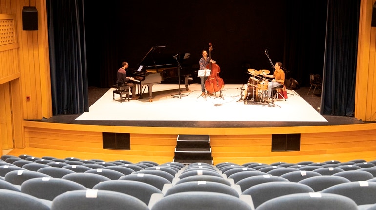 Cícero Lee Trio | 31 Março | 19h00