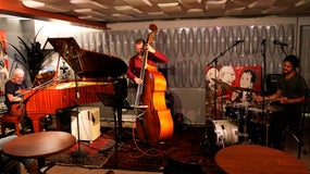 Imagem de Emílio Robalo, Carl Nevitt e Ciro Lee | 27 Outubro 21h00