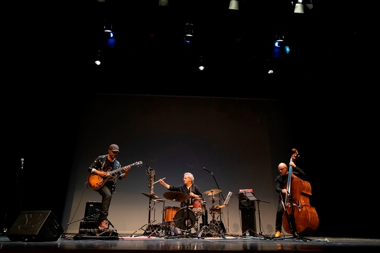 Imagem de Miguel Martins “Kaleidoscópio” | 19 Outubro | 19h00