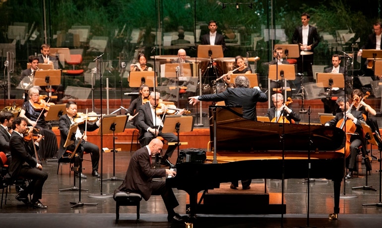 Imagem de Roger Muraro e Juanjo Mena | 23 Outubro | 19h00