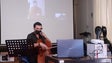 Masterclass com jovem violoncelista (vídeo)