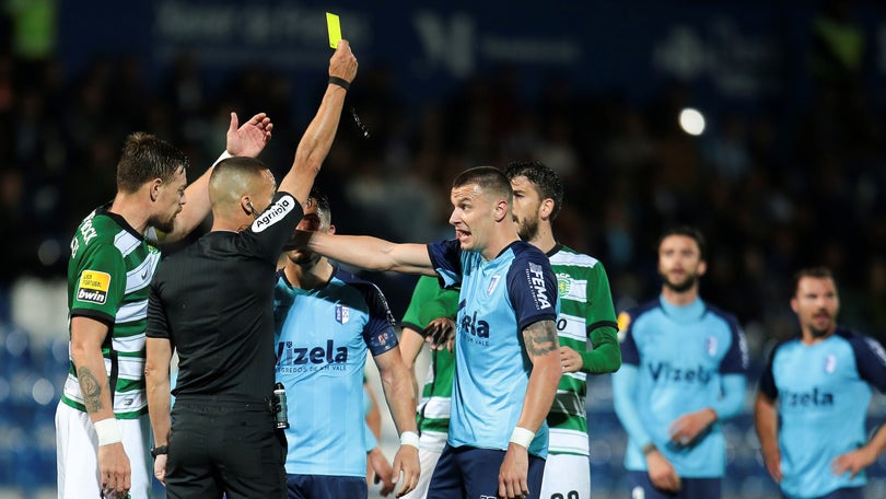 Imagem de Sporting encerra época inconstante com vitória em Vizela