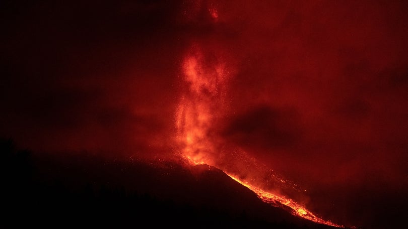 Imagem de Vulcão já terá emitido cerca 250 mil toneladas de dióxido de enxofre