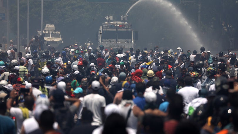 Imagem de Venezuela: Ministro da Defesa responsabiliza Guaidó se houver “banho de sangue”