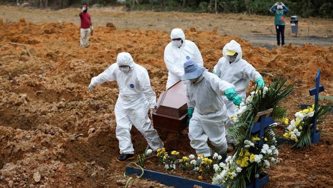 Covid-19: Pelo menos 448 mil mortos e mais de 8,3 milhões de infetados em todo mundo