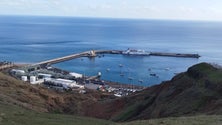Imagem de Lobo Marinho já conseguiu atracar no Porto Santo