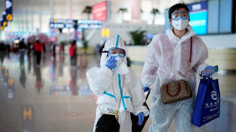 Imagem de Covid-19: China deteta mais de 100 casos pelo segundo dia consecutivo