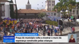 Imagem de Crianças constroem `muro` na esperança de um mundo melhor
