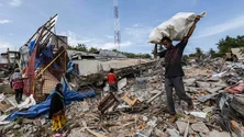 Imagem de Sismo de magnitude 6,9 abala Indonésia
