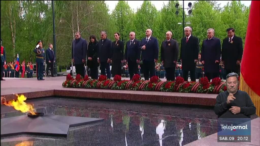 Dia da Vitória na Rússia. Desfile militar minimalista e acusações contra a Ucrânia