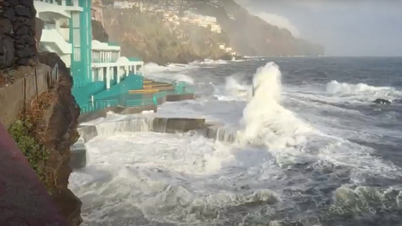 Capitania lança aviso de agitação marítima forte