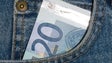 Maioria dos portugueses anda com 22 euros `no bolso`