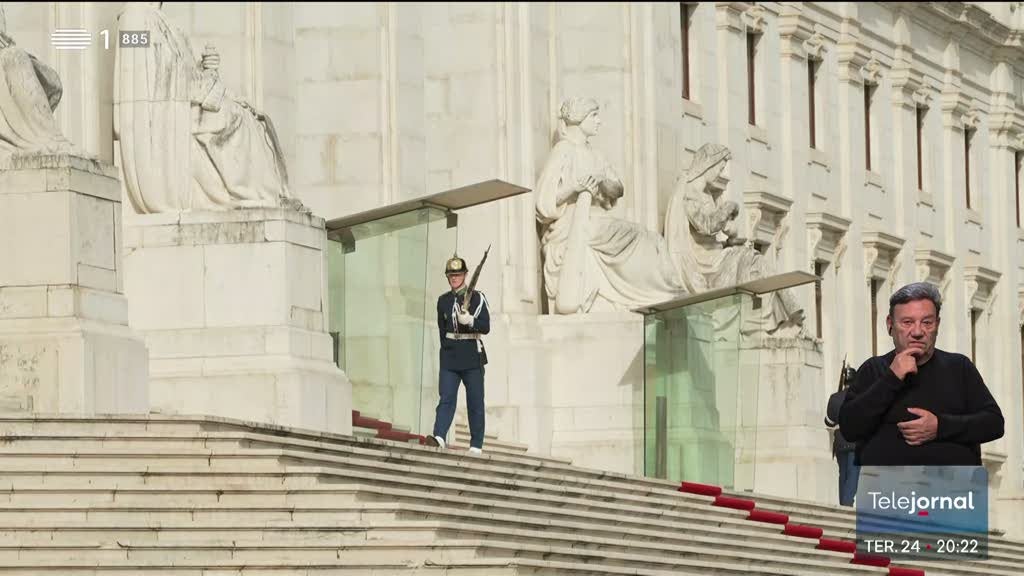 Imagem de Chega garante nome. Socialistas excluídos da escolha de juízes do Constitucional
