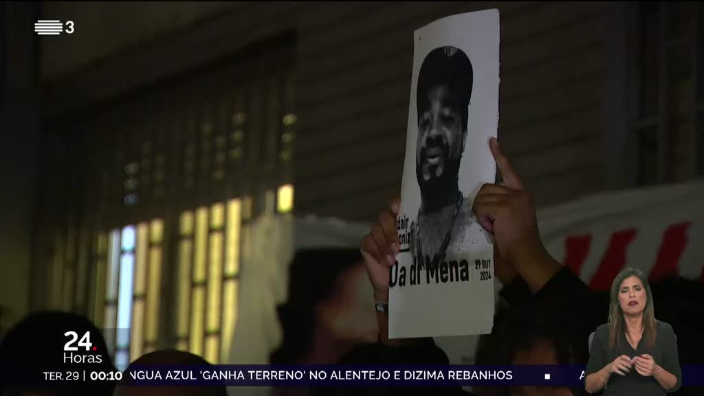 Odair Moniz. Uma centena de pessoas em viglia no bairro do Zambujal