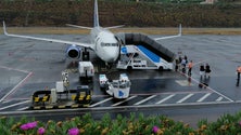 Imagem de Alguns turistas que chegam à Madeira mostram-se preocupados com a propagação do coronavírus (Vídeo)