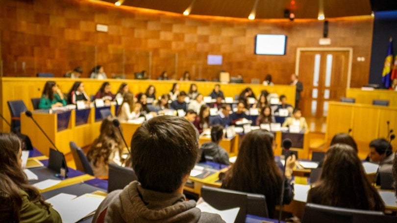 Imagem de Parlamento dos Jovens debate “Igualdade de Género”