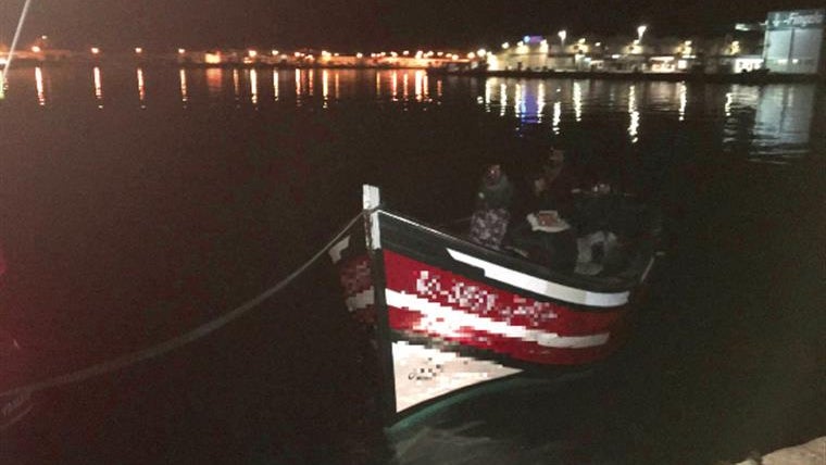 Marroquinos que desembarcaram no Algarve destruíram equipamentos no centro de acolhimento