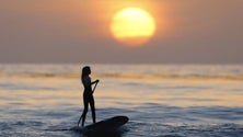 Imagem de Encontrada com vida jovem desaparecida no mar há 20 horas (vídeo)