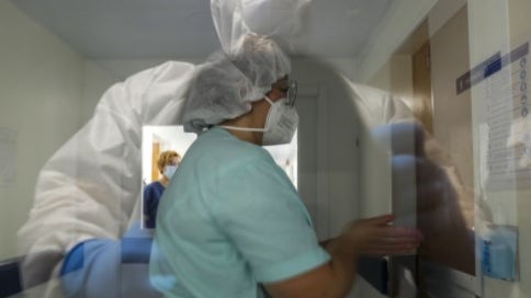 Imagem de Aumentou confiança nos profissionais de saúde, políticos penalizados
