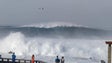 Imagem de Sete pessoas atingidas por onda no Porto Moniz