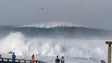 Sete pessoas atingidas por onda no Porto Moniz