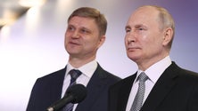 Imagem de Putin diz que antes da guerra a Rússia comprava tecnologia no exterior «como num supermercado»